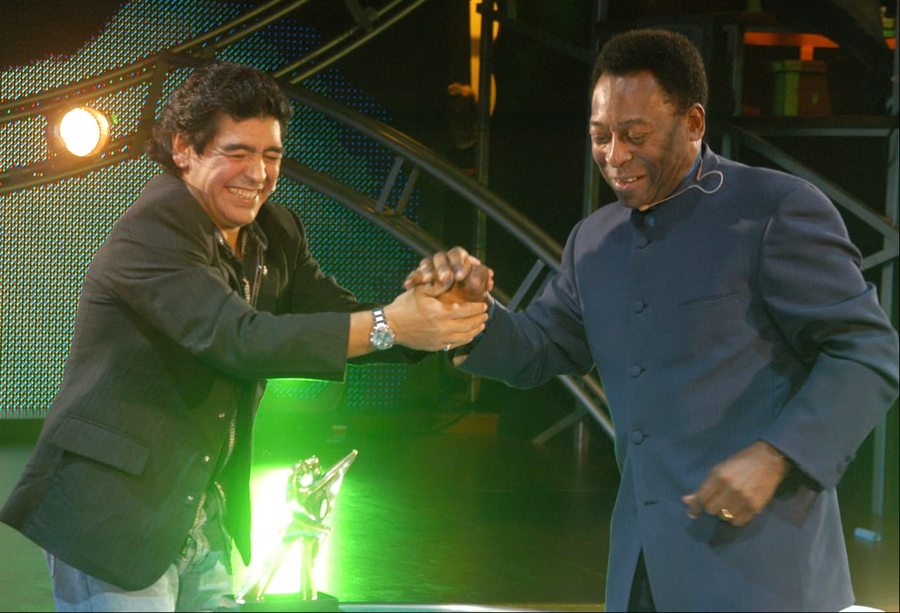 "Pelé debutó con un pibe…", durante, quizá, una de sus entrevistas más impactantes, en el programa El Rayo en 1997, atacando a O Rei.