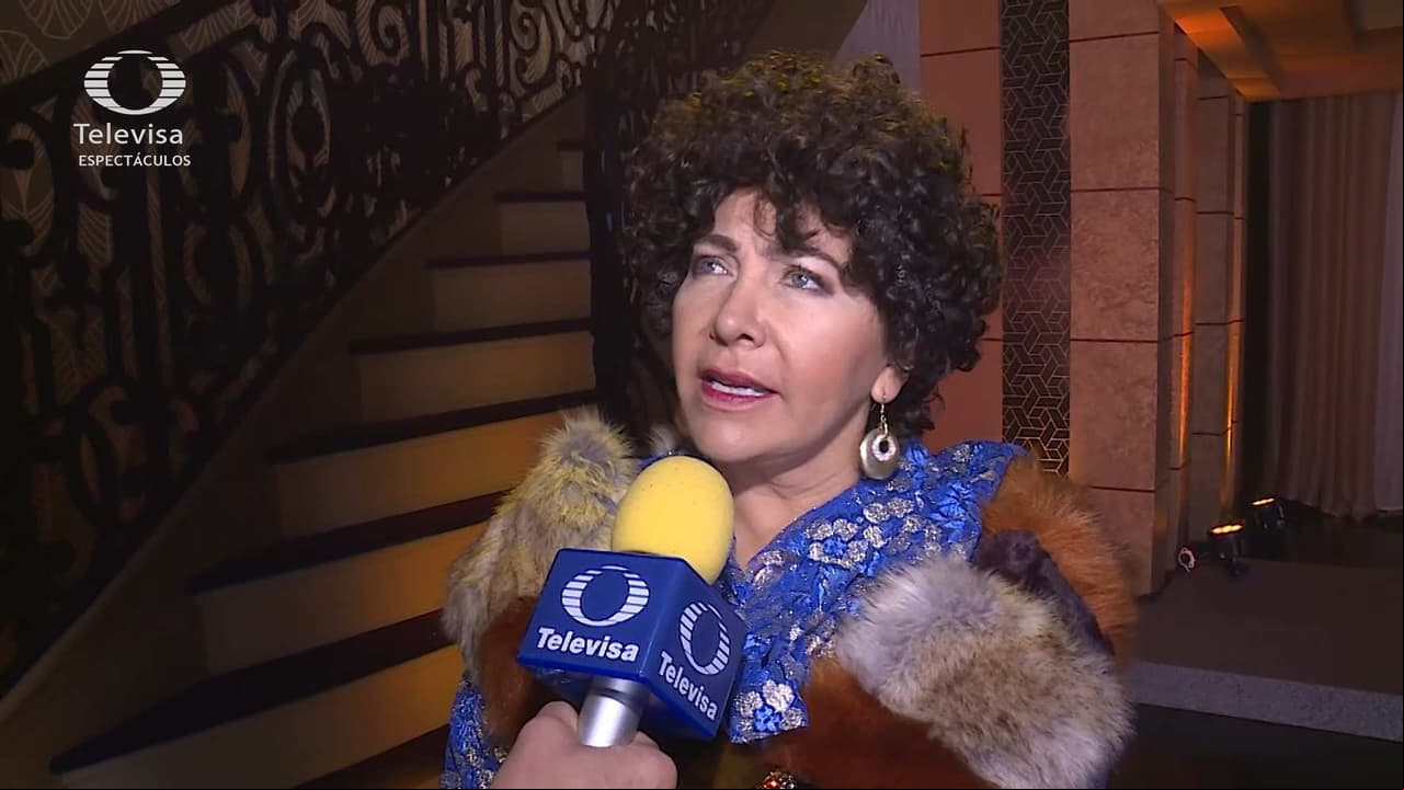 ‘Doña Lucha’ y ‘Albertano’, los encargados de conducir los Premios TVyNovelas