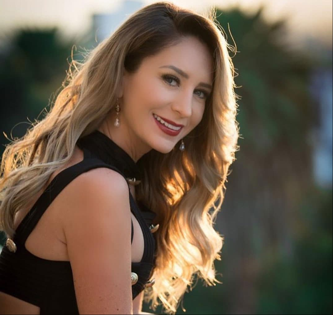 Geraldine Bazán pone alto ante preguntas sobre separación de Gabriel Soto