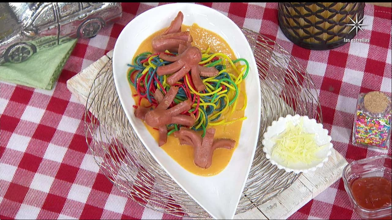 Receta para Día del Niño: ‘ESPAGUETI ARCOIRIS CON SALCHIPULPOS’
