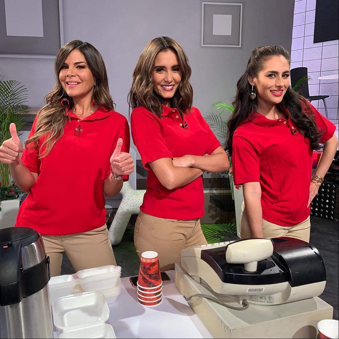 Este fue el ensayo del primer sketch de Vielka Valenzuela, Wendy Braga y Bárbara Islas en ‘Cuéntamelo ya!... Al fin’
