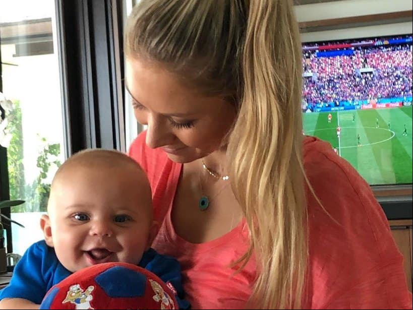 En junio de 2018, Anna subió una imagen en compañía de Nicholas mientras sostiene un balón con la mascota del Mundial de Rusia, mostrando lo mucho que había crecido el pequeño.
