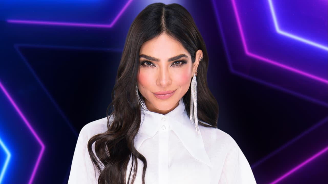 Alejandra Espinoza, conductora