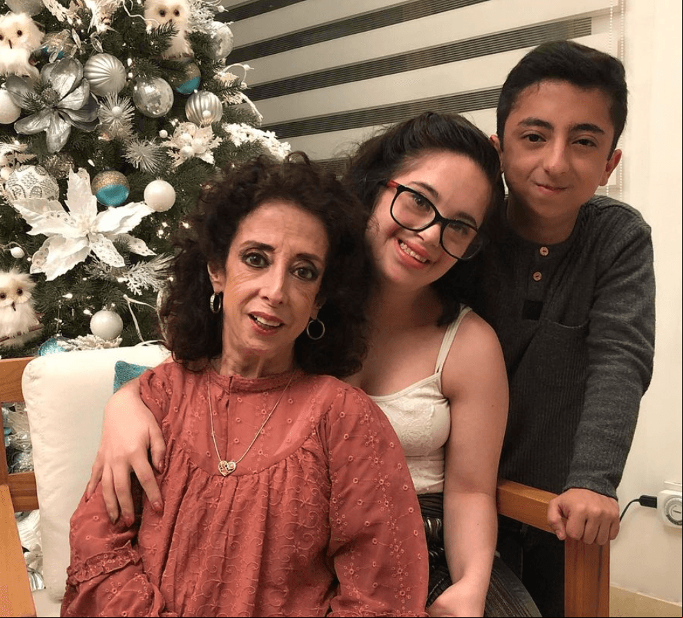 Hijo de María Elena Saldaña, ‘La Güereja’, sufre aparatoso accidente automovilístico