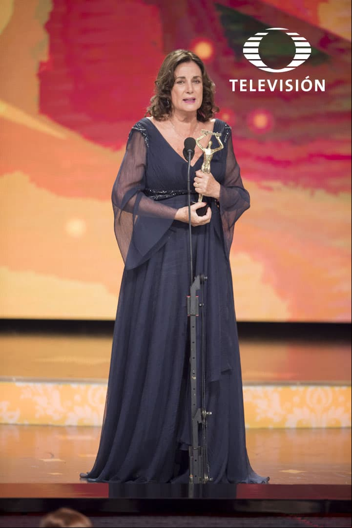 Helena Rojo recibió el premio a mejor primera actriz.