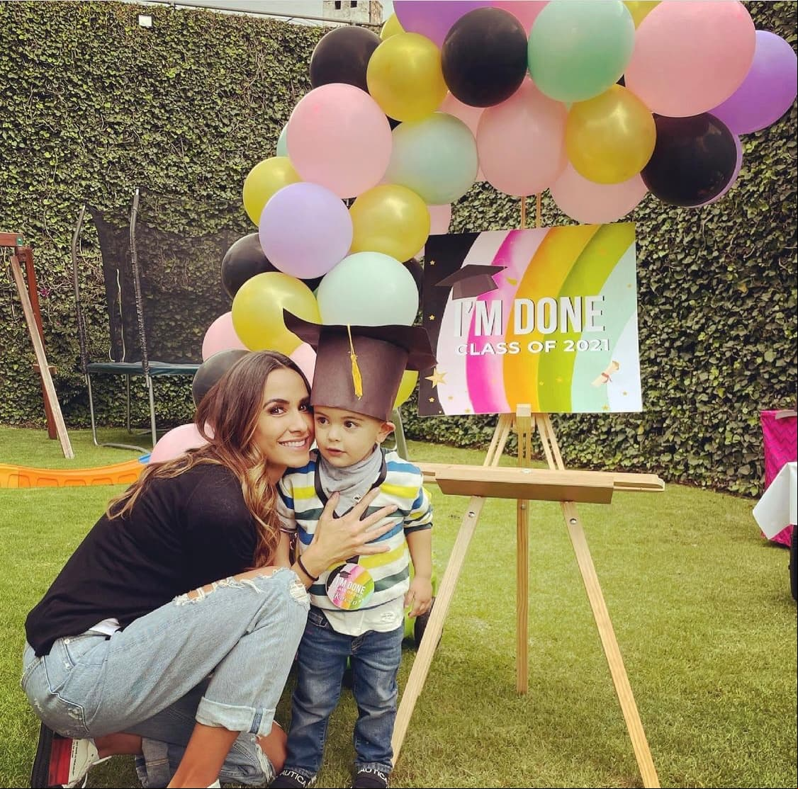 Rocco, el más pequeño de la familia, de solos dos años de edad, también estuvo presente y posó para las fotografías.