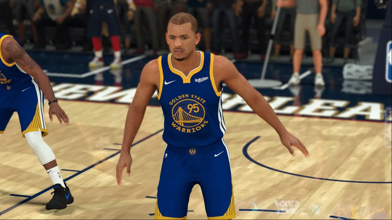 Tras ser anunciado como nuevo jugador de los Golden State Warriors, el mexicano Juan Toscano ya aparece en el roster del NBA 2k, tras la última actualización del juego.