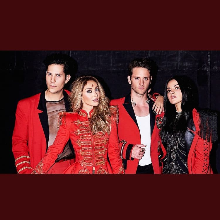 Este programa especial calentó los motores para el concierto de RBD ‘Ser o parecer’, que se transmitirá el próximo domingo 28 de marzo a las 7:00 de la noche, solo por Las Estrellas. No te li pierdas y únete a la conversación en redes con #SerOParecer2021.
<br>