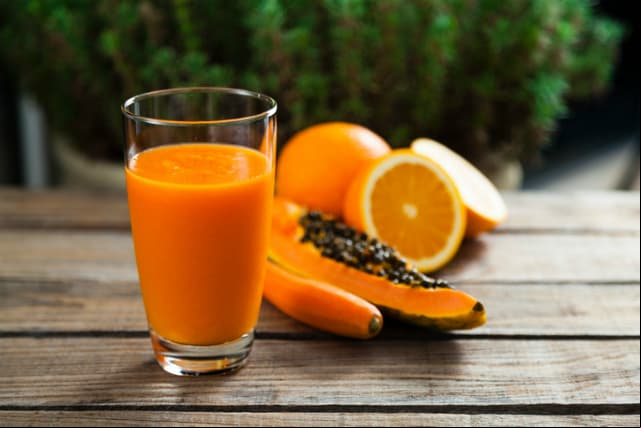 Jugo de papaya con zanahoria