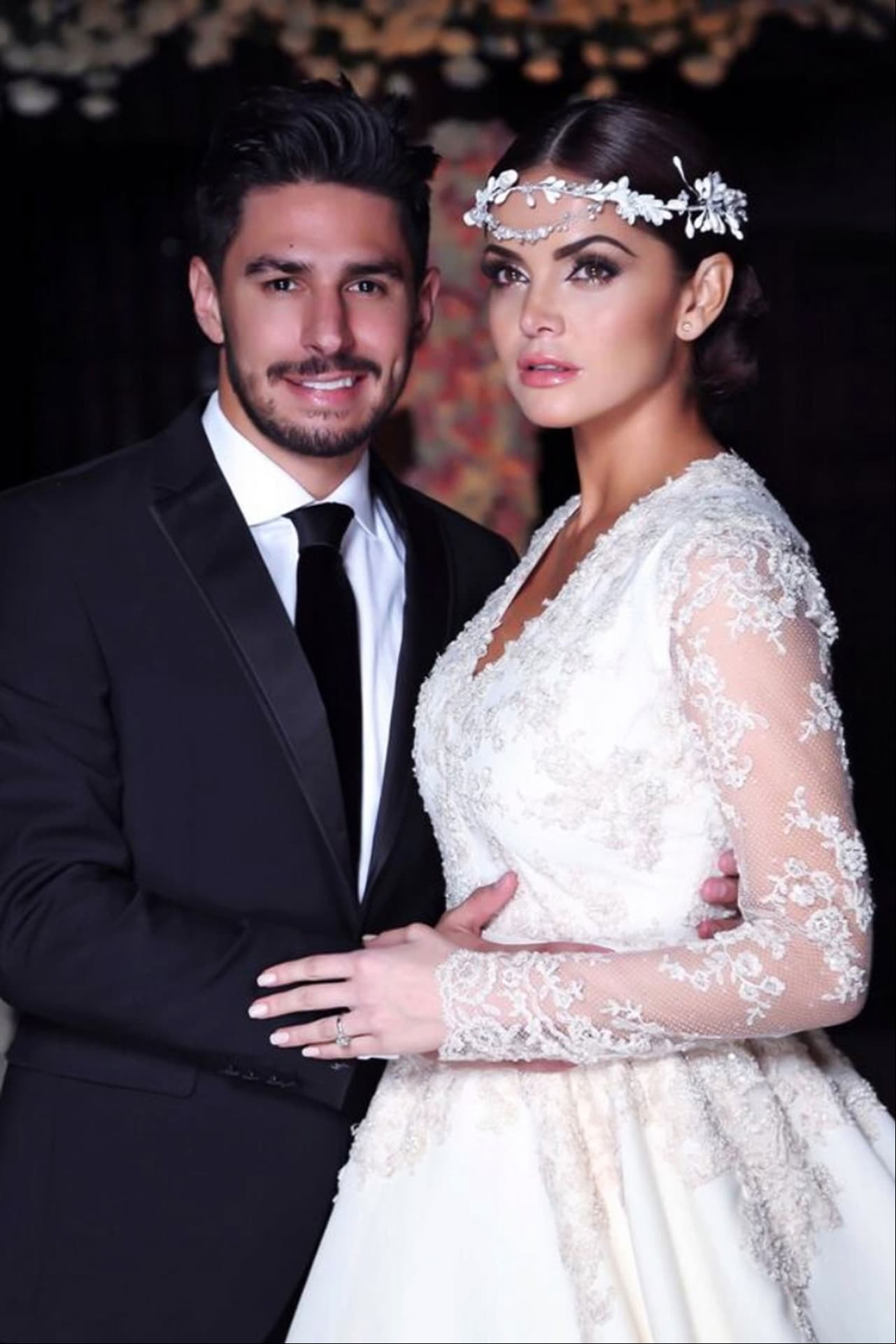 En mayo de 2014, Marisol González llegó al altar con el futbolista Rafa Márquez Lugo, con quien formó una familia.