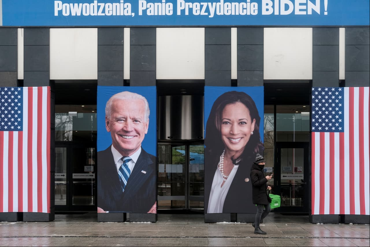 Estados Unidos se alista para hacer historia con el evento más grande planeado hasta ahora con la toma de posesión de Joe Biden como presidente de la Unión Americana, así como de Kamala Harris en la vicepresidencia. Para ello celebridades de la música, cine y televisión serán parte de “Celebrating America”, quienes -según el comité que organiza la inauguración- representan una imagen clara de la diversidad de su nación.
