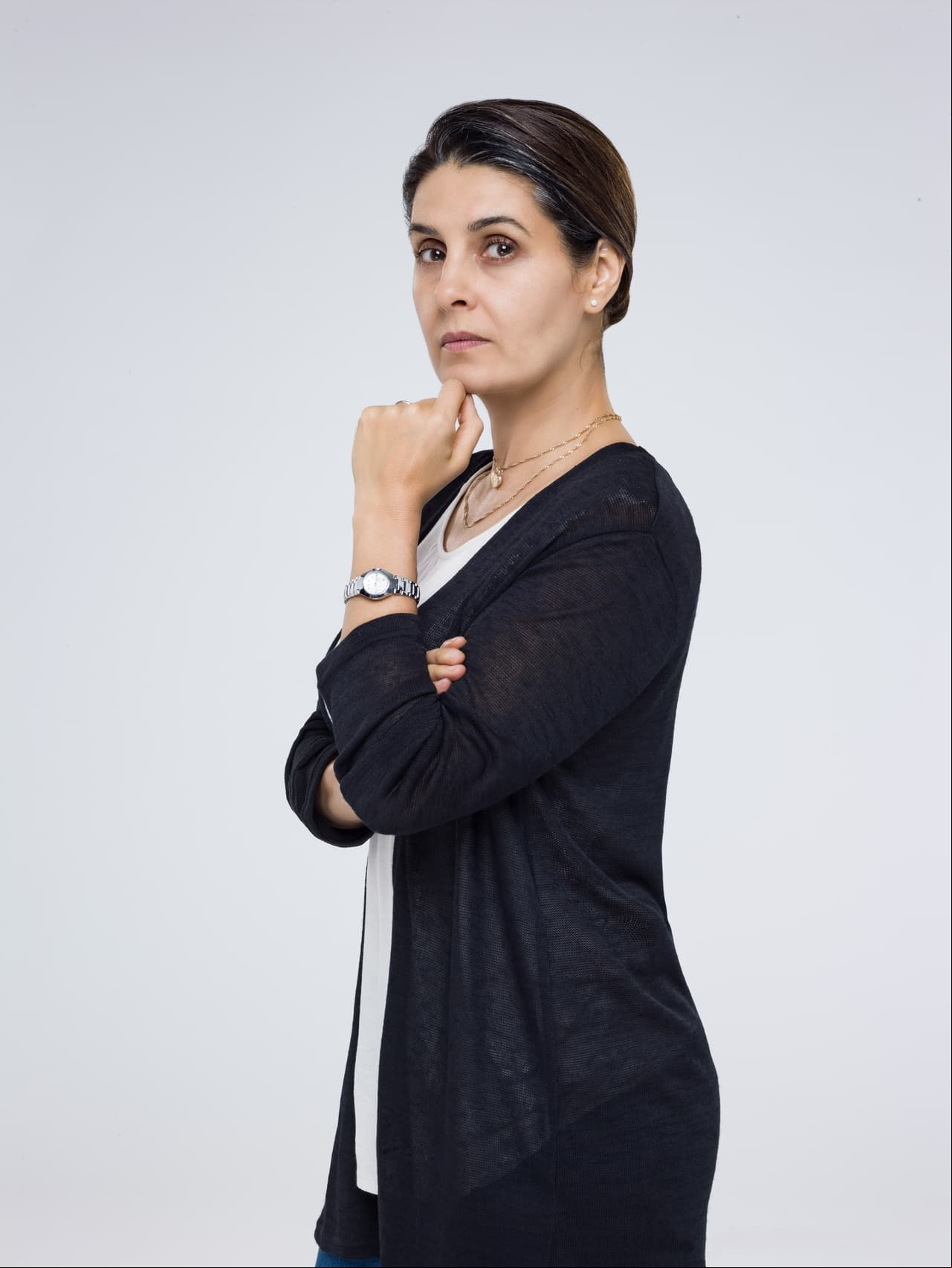 'Refugio' (Mayrín Villanueva) es la madre de 'Rubí' y de 'Cristina'. En el día trabaja en un puesto de comida popular y en las noches se ocupa de planchar ropa ajena en su casa mientras ve la novela de turno. A pesar de que siempre ha contado con la ayuda de 'Cristina', siente una debilidad especial por 'Rubí'.