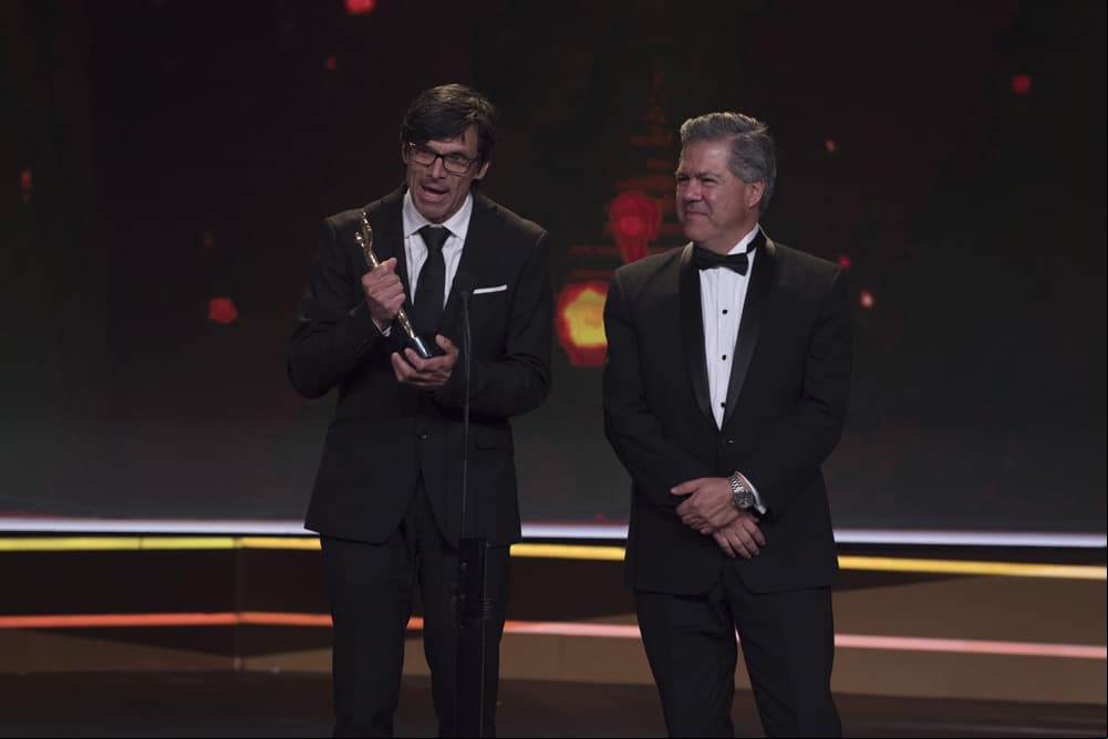 Rubén y Santiago Galindo recibieron este reconocimiento (FOTO: Televisa)