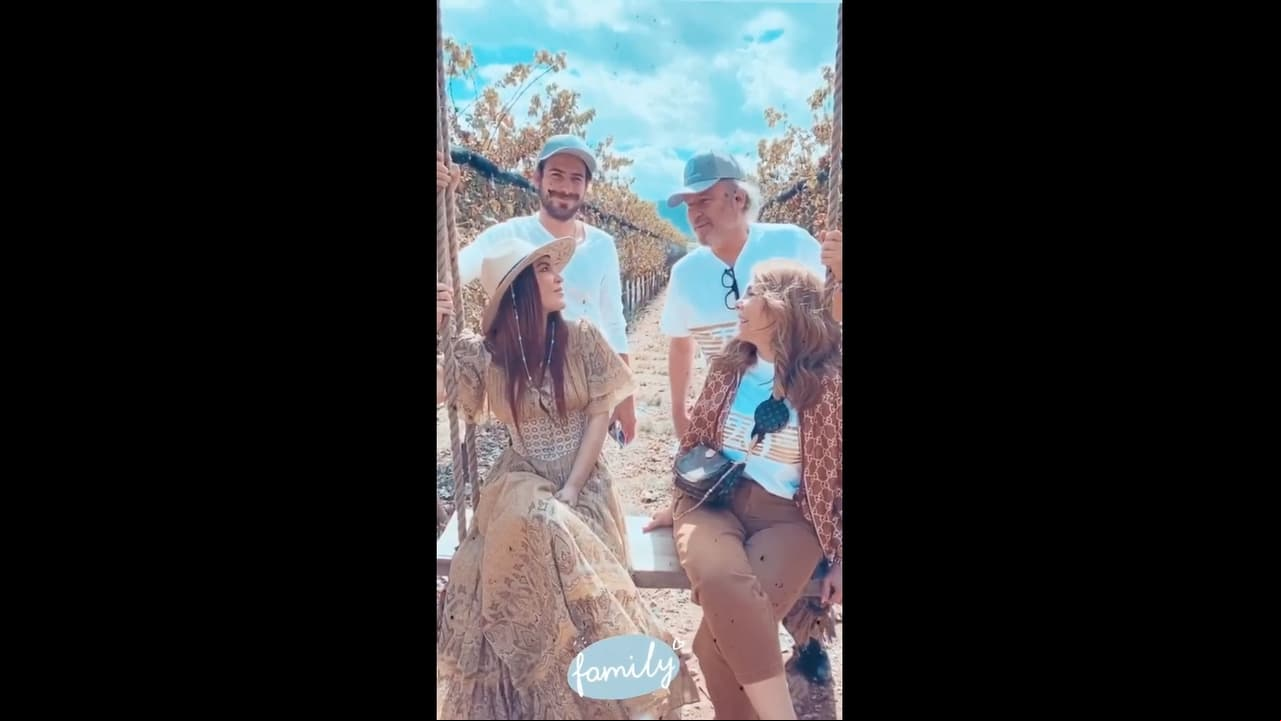 Además de sorprender con su transformación, Belinda destacó lo feliz que estaba de poder celebrar el cumpleaños de su mamá en familia, ya que tenían mucho tiempo de no estar juntos en una ocasión tan especial.