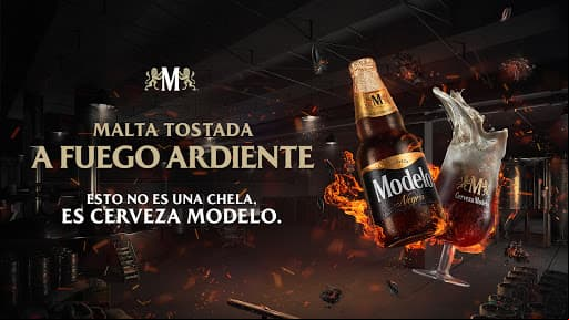 Prepara tus propias costillitas de cerdo a la BBQ a Fuego Ardiente con Cerveza Modelo