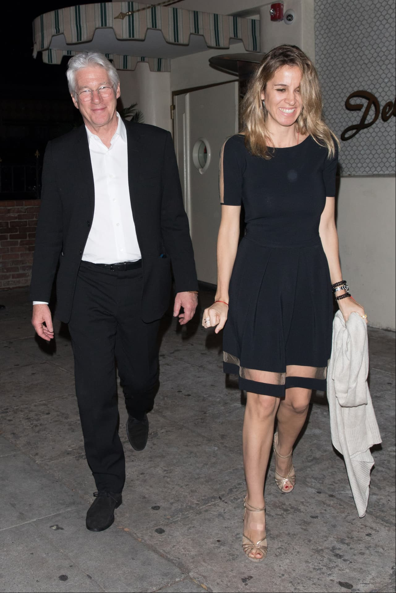 Silva y Gere saliendo de una fiesta de West Hollywood