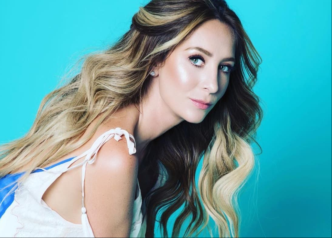 Geraldine comparte momentos sensuales en sus redes sociales