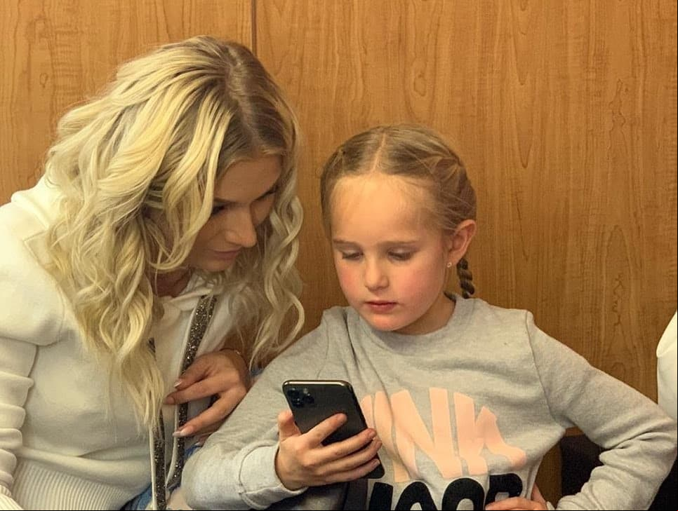 Gabriel Soto compartió en sus redes sociales los momentos de convivencia entre su hija Miranda y su actual pareja.
