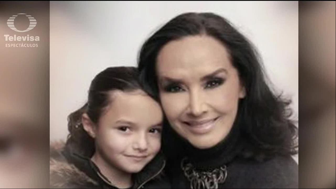 Mayra Rojas tomó el papel de mamá cuando su hermana Lorena murió