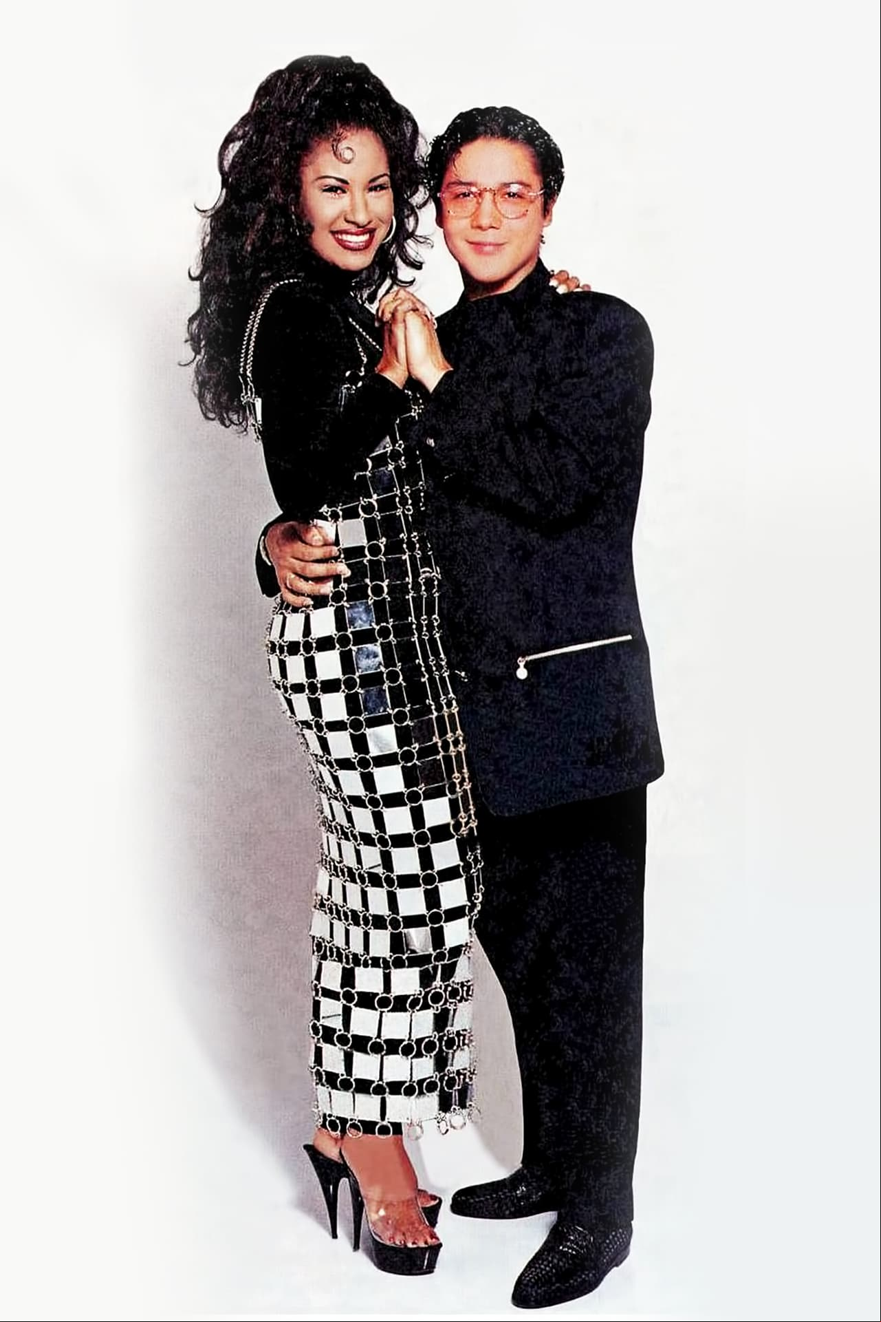 ¿Cómo luce el esposo de Selena tras la muerte de la cantante?