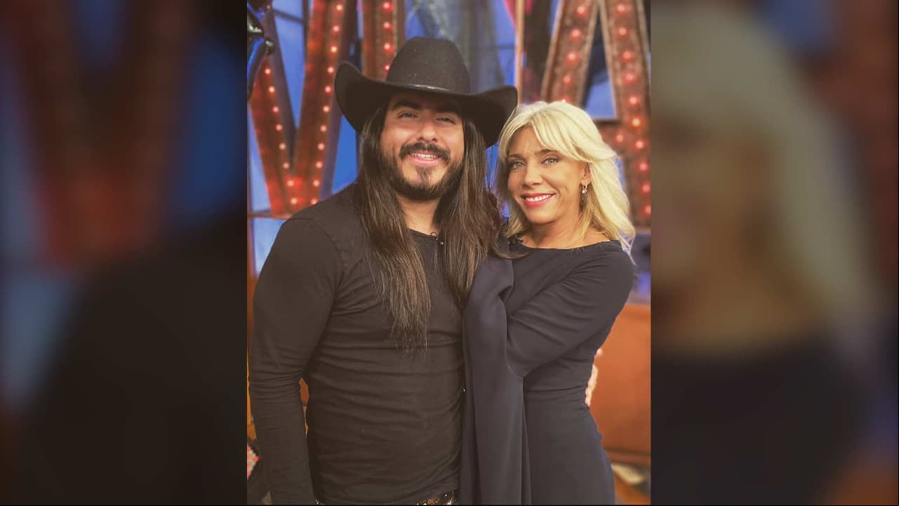 Rey Grupero exhibe a Cynthia Klitbo roncando en medio de la crisis de pareja que enfrentan