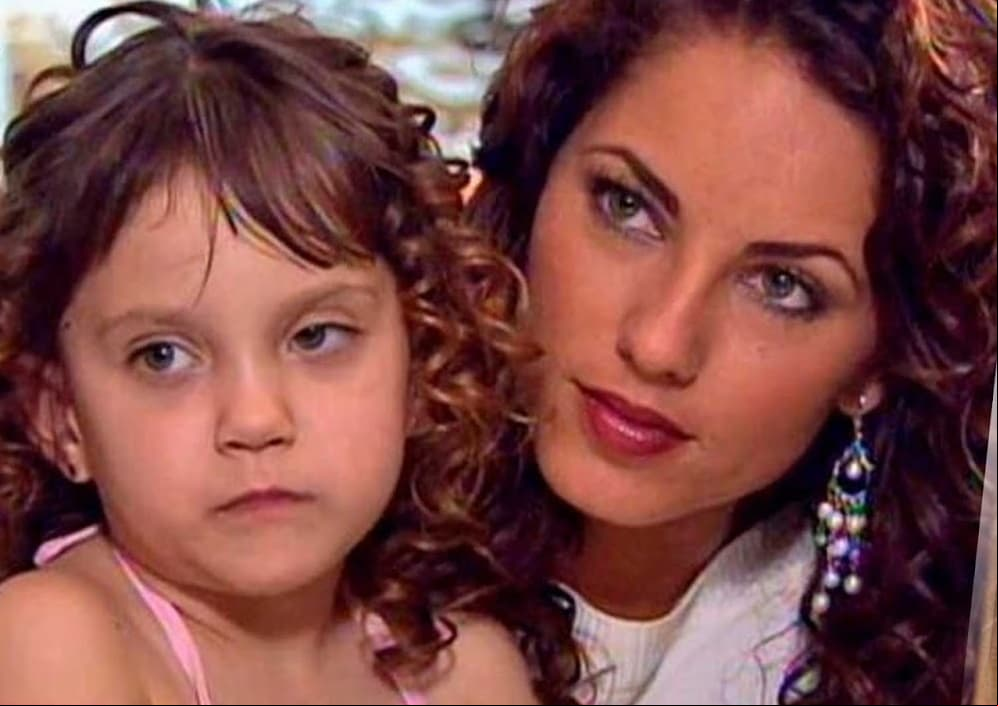 Bárbara Mori estelarizó ‘Rubí’ en 2004, telenovela que no solo marcó la carrera de la actriz, también la de Kristel Casteele, quien dio vida a ‘Fernanda’, sobrina de la protagonista. Mira cómo ha cambiado en los último 17 años.