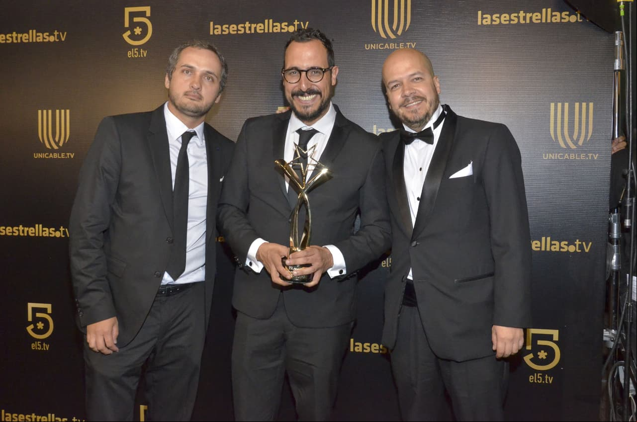 Alejandro Lozano, Rolando Ocampo y Carlos Cock Marín fueron los ganadores a la mejor dirección de escena por "Amar a muerte".