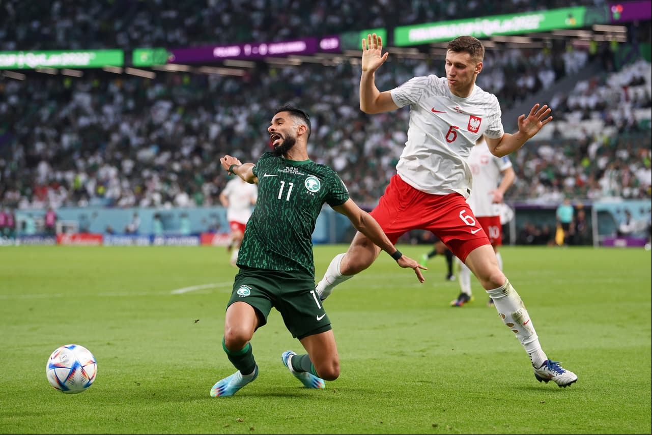 Zielinski y Lewandowski hicieron los goles con los que Polonia derrotó a Arabia Saudita y aspira a los Octavos de Final del Mundial Qatar 2022.