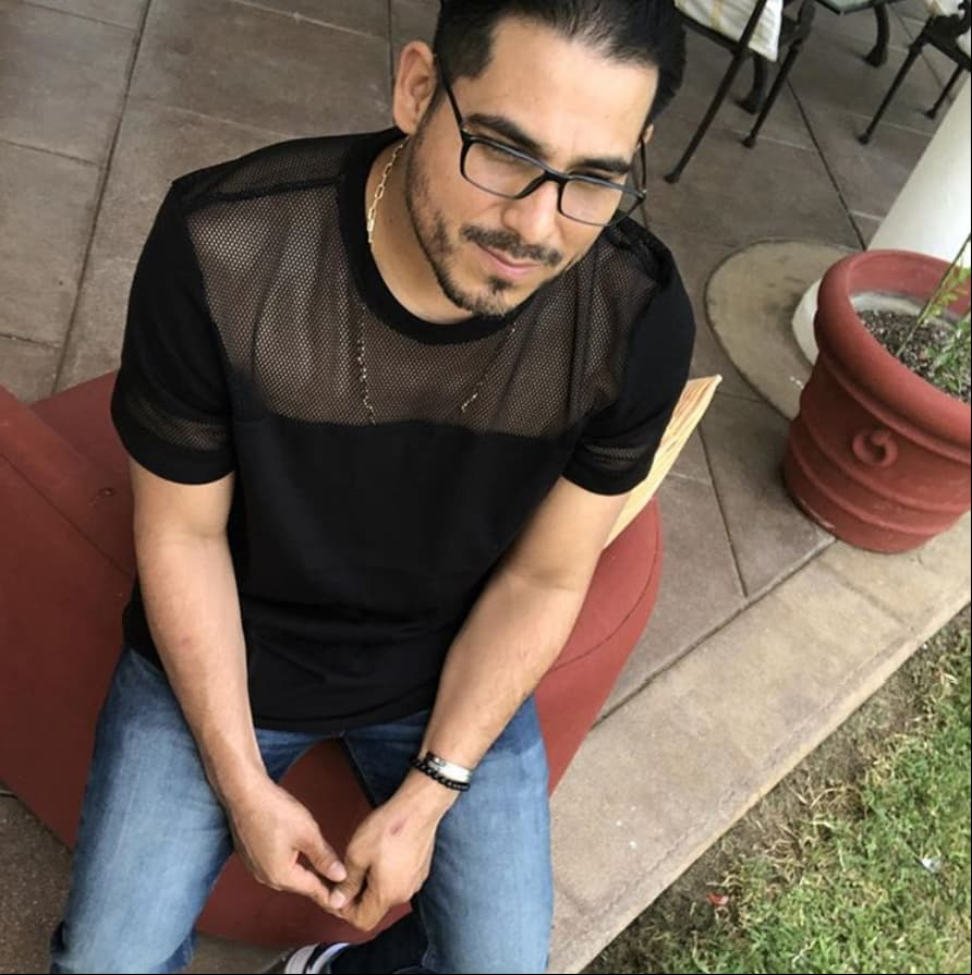 Espinoza Paz muestra su nuevo look en redes sociales