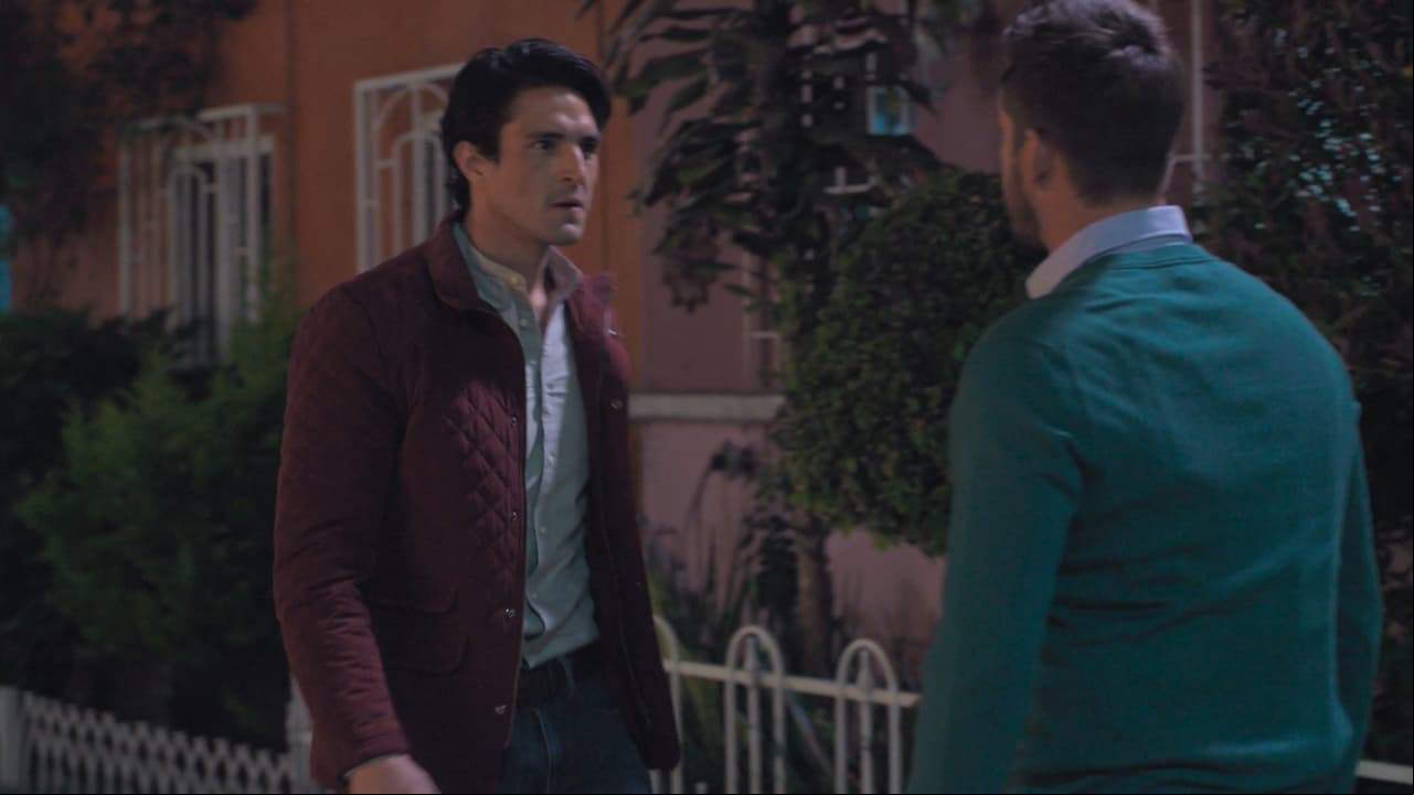'Ricardo' le aseguró que luchará por el amor de 'Valentina' pues sabe que ella lo sigue amando.