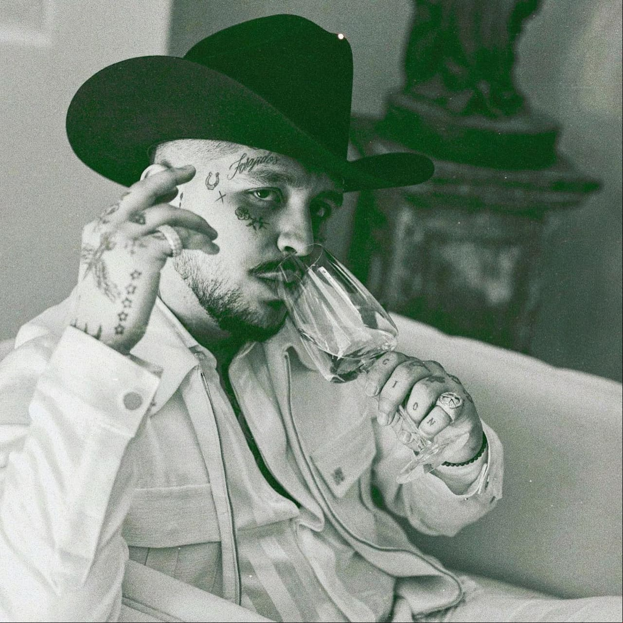¿Christian Nodal pide millonarias condiciones por concierto en Colombia?