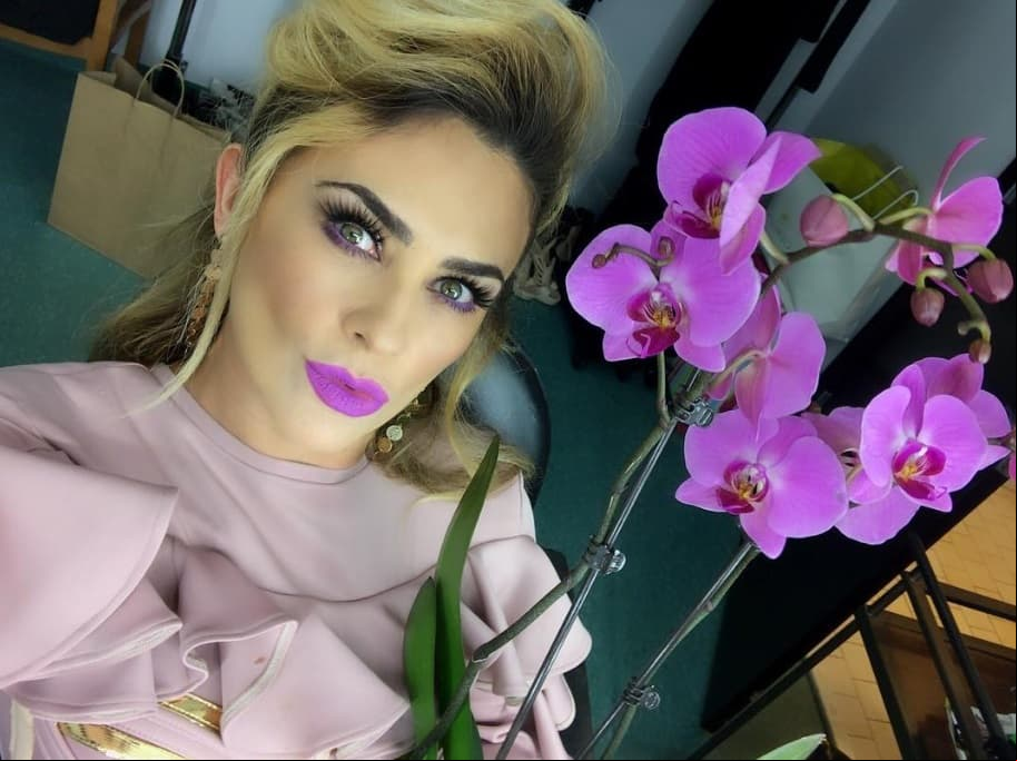Aracely Arámbula desata rumores de cirugía plástica...¡Con foto de trasero!