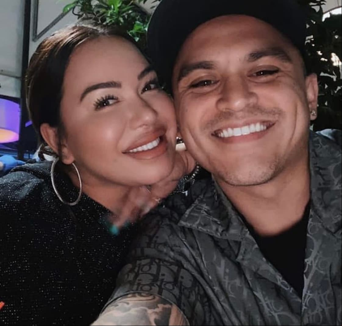 Por otro lado, distintas imágenes en Instagram dejan ver que Sánchez y Chiquis se conocen desde hace algún tiempo, pues existen diversas publicaciones del pasado.