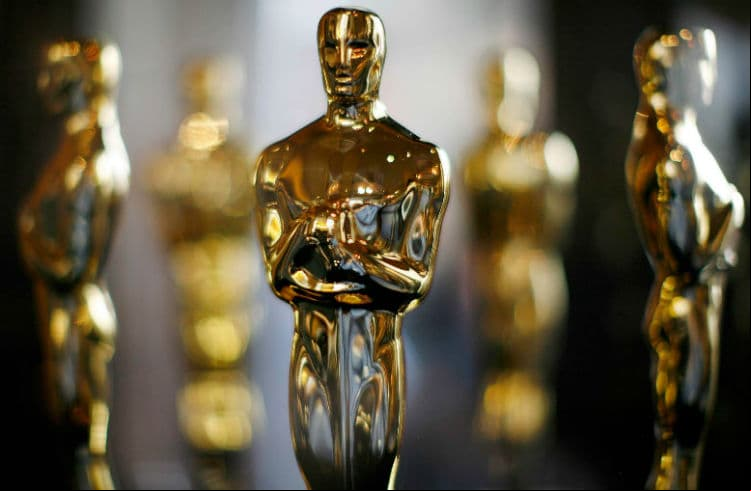 2. Hablando precisamente de los Premios de la Academia, el final de 'Teresa' y la ceremonia número 83 de los Óscar se llevó a cabo el mismo día, el 27 de febrero de 2011 y, según datos publicados por el medio 'La Taquilla', el melodrama estelarizado por Boyer superó en rating a esta entrega con 33 puntos versus 6.