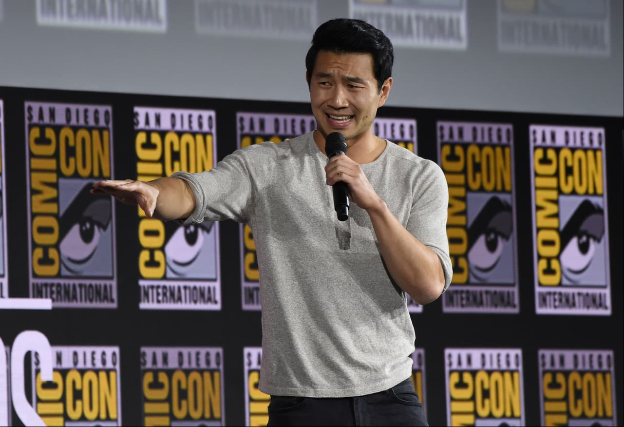 ‘Shang-Chi and The Legend of the Ten Rings’. Esta historia llegará en formato de serie el 12 de febrero de 2021 a través del servicio de streaming de Disney+. Simu Lu será el primer actor asiático en protagonizar un proyecto de Marvel.
