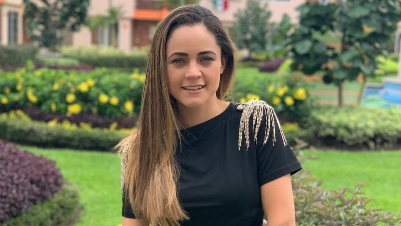 Jessica Segura sorprende al mostrar su árbol de Navidad: ‘Llegó un poquito tarde’