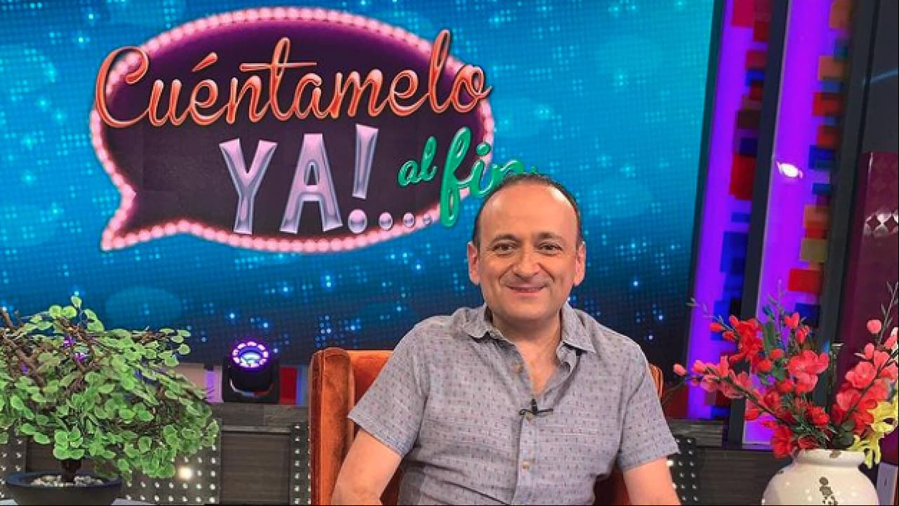 Lalo España narra qué tuvo que hacer para llegar a Televisa en 'Al derecho y al Derbez'