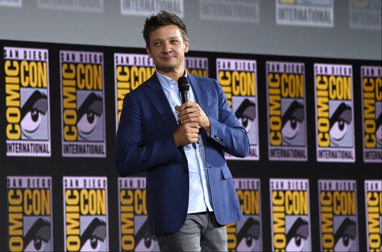 ‘Hawkeye’. Jeremy Renner será el encargado de protagonizar el spin-off de su personaje. La historia, que llegará en formato de serie, tiene previsto su estreno para 2021.