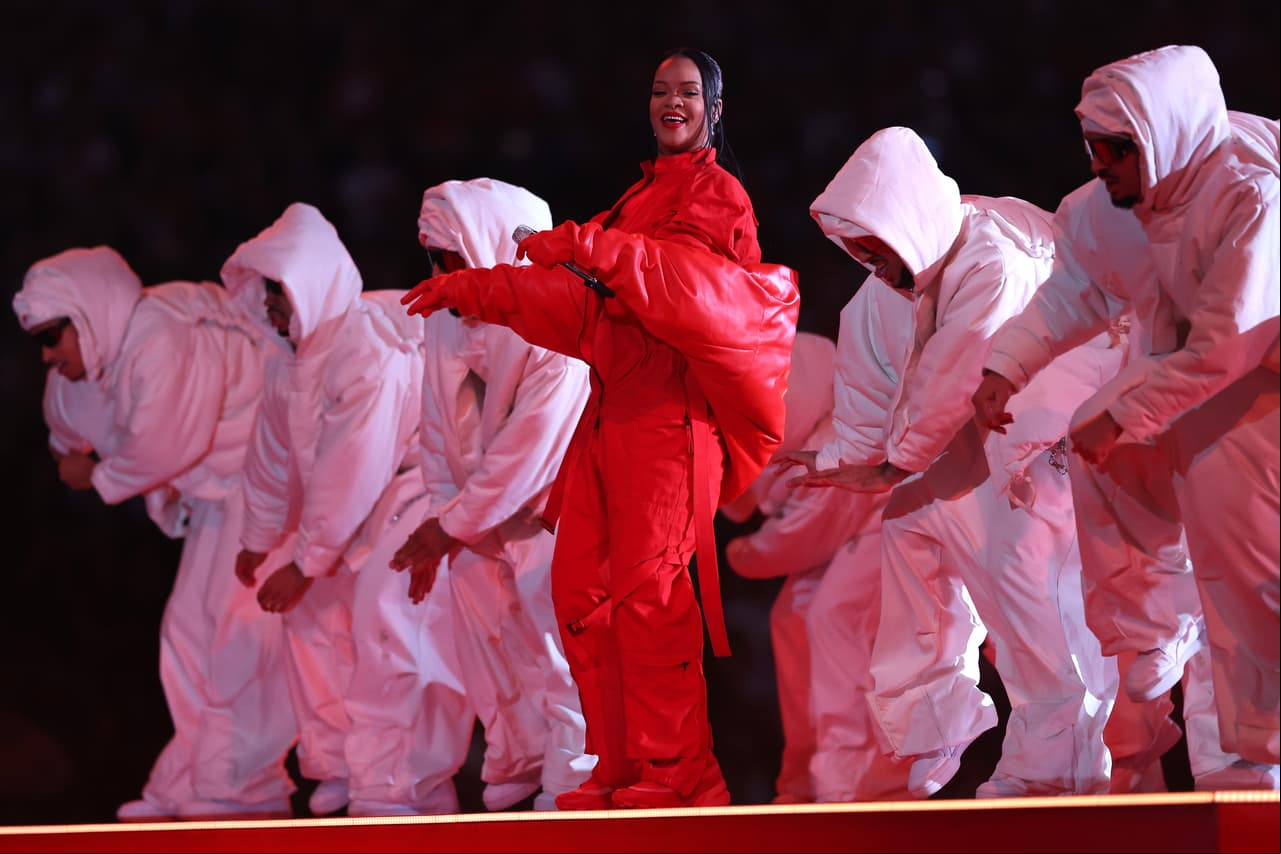 Rihanna deslumbró con su actuación en el Show de medio tiempo en el Super Bowl 2023