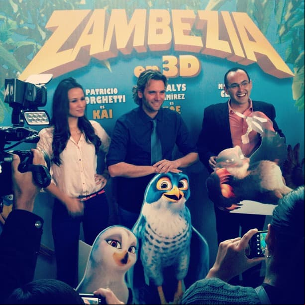 En el 2013 debutó en el doblaje dentro de la película animada 'Zambezia', donde también participó su pareja.