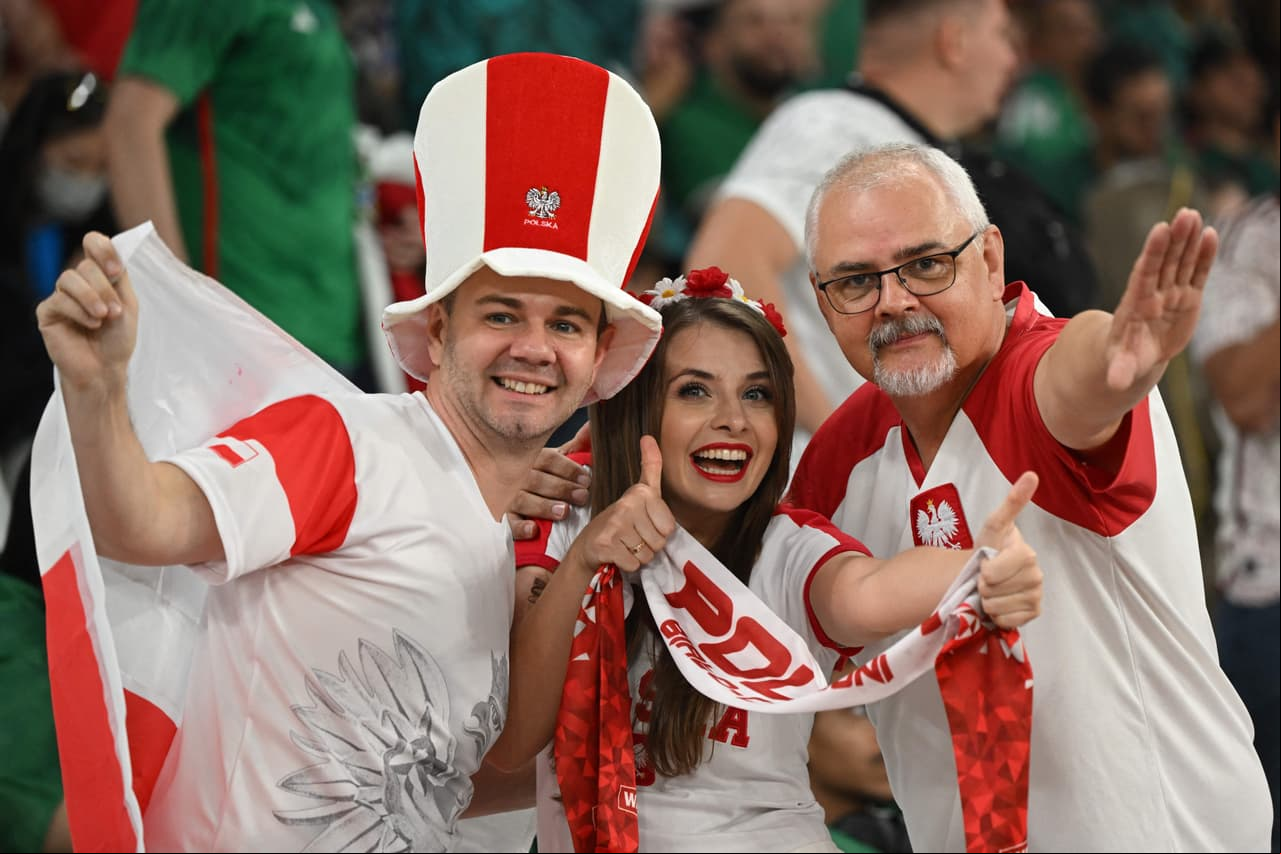Zielinski y Lewandowski hicieron los goles con los que Polonia derrotó a Arabia Saudita y aspira a los Octavos de Final del Mundial Qatar 2022.