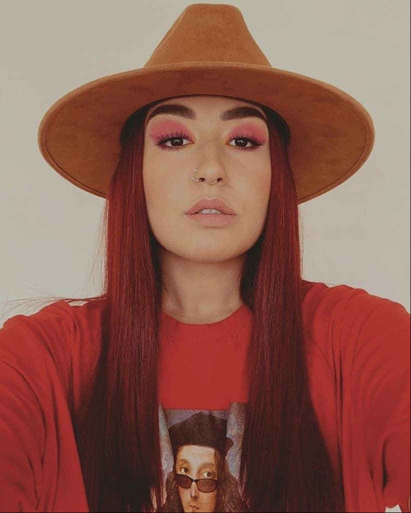 “Yo siempre he sido una niña, una mujer muy segura, pero creo que me empodera más, y me da más seguridad sobre todo en cuanto a trabajo, teatro, actuación, me siento más segura en ese ámbito también”, dijo.