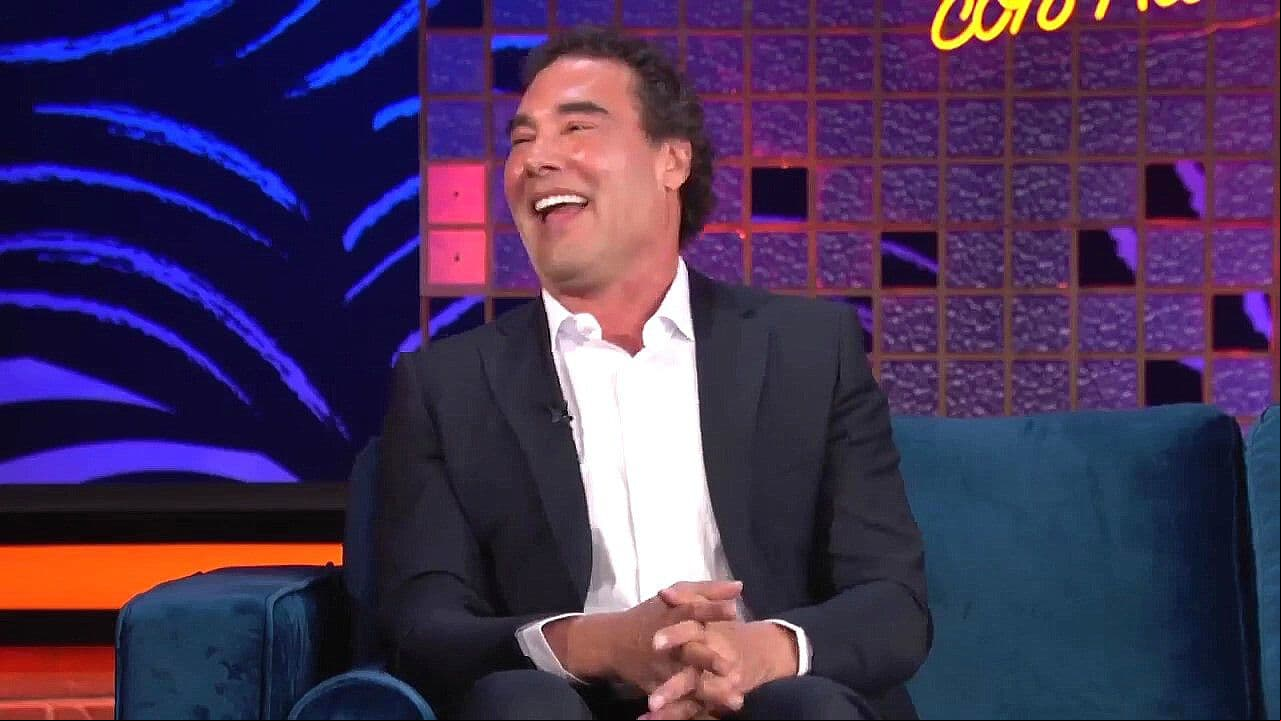 Piso 21 y Eduardo Yáñez llegan a De Noche Pero Sin Sueño con Adrián Uribe