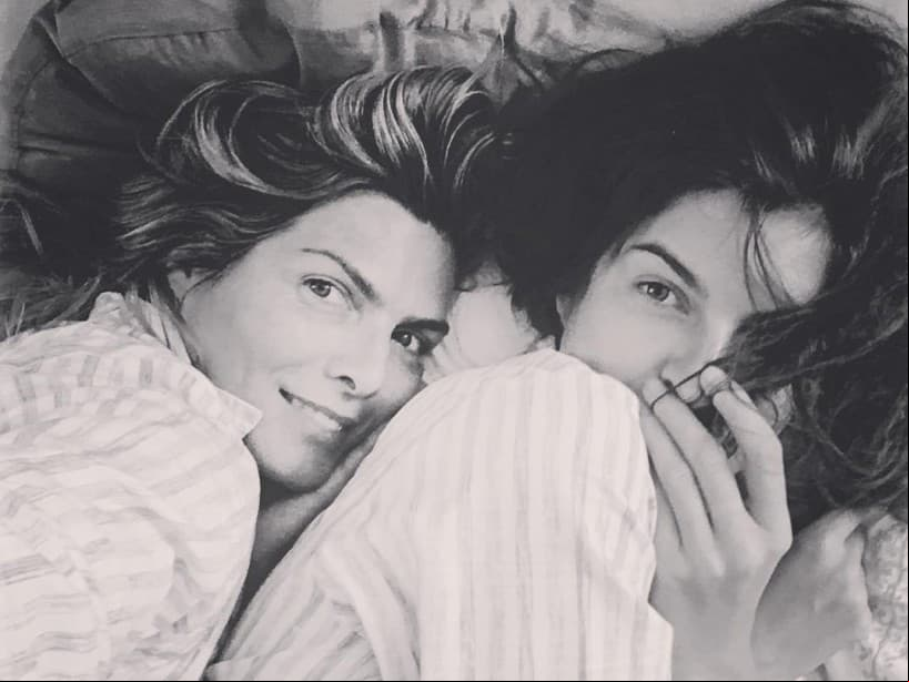 Tras estar en o un par de días, la pareja realizó un viaje a The Hamptons y desde entonces han estado juntas, celebrando el 11 de marzo de 2019 su cuarto aniversario. “¡Ya cuatro años! El tiempo vuela… #FelizAniversario y te elegiría de nuevo”, escribió Montserrat en una publicación de Instagram.