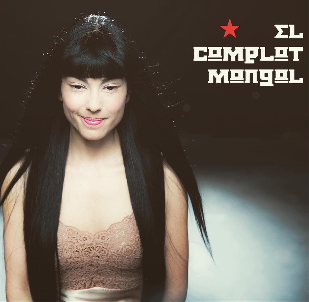 ‘El complot mongol’ es el trabajo cinematográfico más reciente, proyecto en el que compartió créditos con Eugenio Derbez, Damián Alcazar, Rodrigo Murray, entre otros.