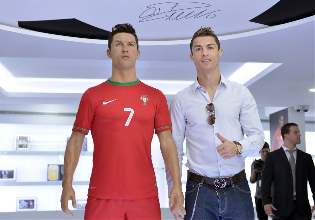 “Cristiano Ronaldo hace un gol y te vende un shampoo”, sobre los festejos del portugués tras anotar.