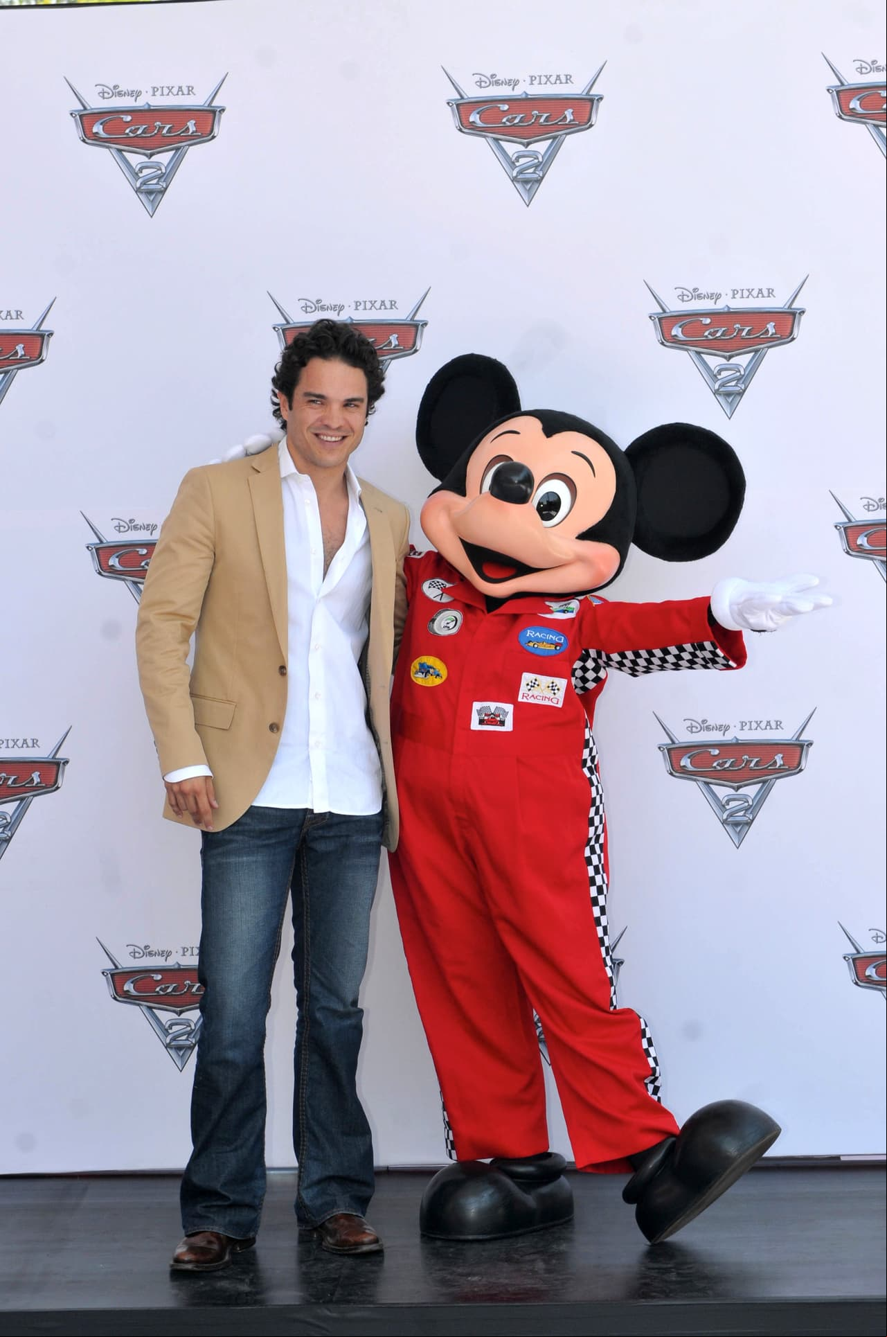 Además de telenovelas, Kuno Becker también incursionó en el teatro y más tarde en el cine; primero como actor de doblaje al darle voz al ‘Rayo McQueen’ en ‘Cars’ y luego como protagonista de la trilogía de ‘Goal!’ (2005).