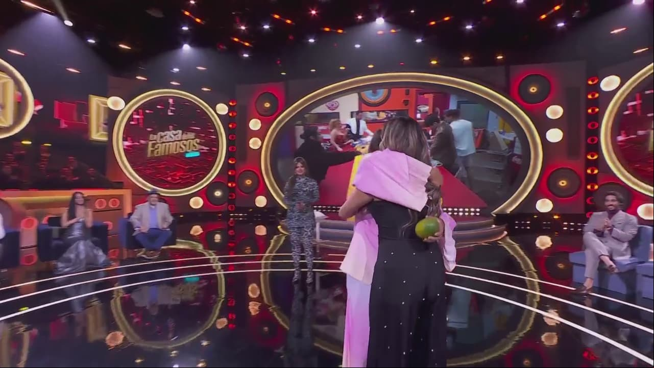 Mariana Echeverría se reencuentra con su familia tras su eliminación