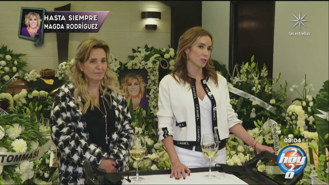 Así se vivió la nostálgica misa de cuerpo presente de Magda Rodríguez