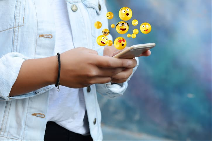 Los emojis que debes mandar si quieres encender tu conversación
